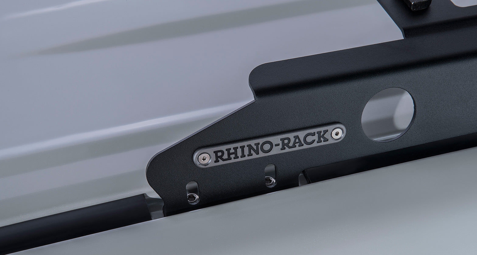 Rhino-Rack RTLB3 Backbone Mounting System – Toyota Land Cruiser 200 2007–2021