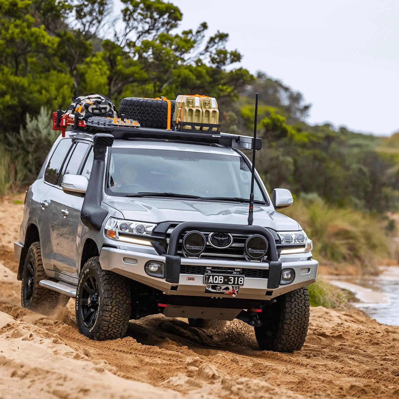 ARB BASE Rack Mount Kit with Wind Deflector - Toyota Land Cruiser 200 Series 2007-2021